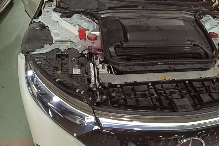 Used Mercedes-Benz EQS 2022 450+ Pioneer Edition Engine Bay Right