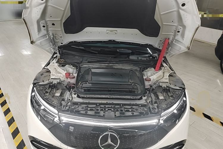 Used Mercedes-Benz EQS 2022 450+ Pioneer Edition Engine Bay