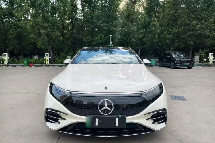 Used Mercedes-Benz EQS 2022 Updated 580 4MATIC Exterior 12