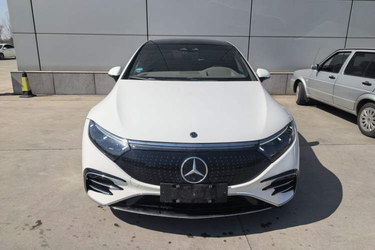 Used Mercedes-Benz EQS 2022 Updated Version 450+ Luxury Edition Exterior 3