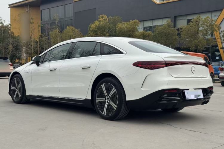 Used Mercedes-Benz EQS 2022 Updated Version 450+ Luxury Edition Exterior 3