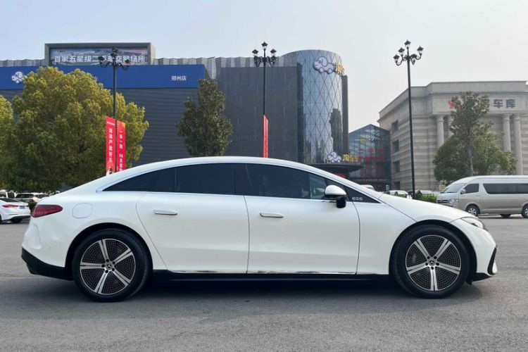 Used Mercedes-Benz EQS 2022 Updated Version 450+ Luxury Edition Exterior 3