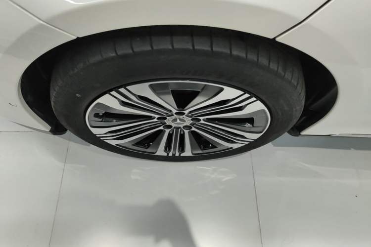 Used Mercedes-Benz EQS 2022 Updated Version 450+ Pioneer Edition Exterior 4