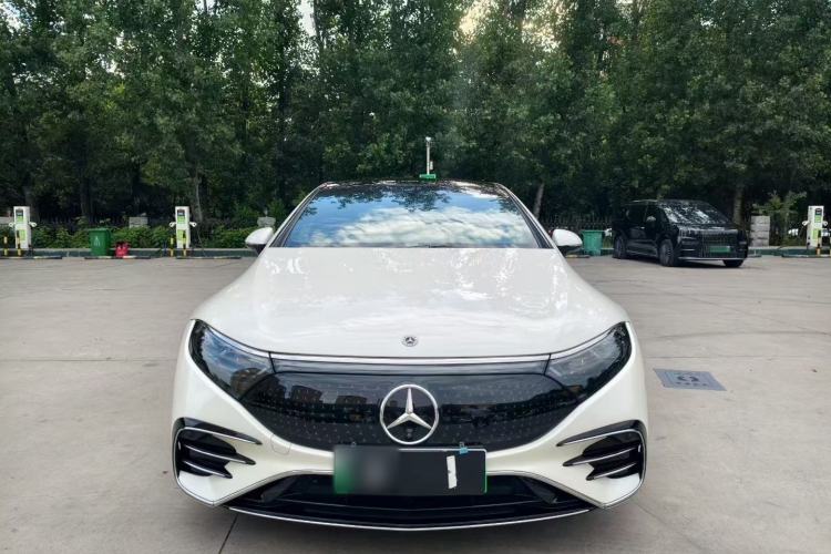 Used Mercedes-Benz EQS 2022 Updated 580 4MATIC Exterior 5