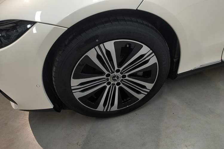 Used Mercedes-Benz EQS 2022 Updated Version 450+ Pioneer Edition Exterior 7