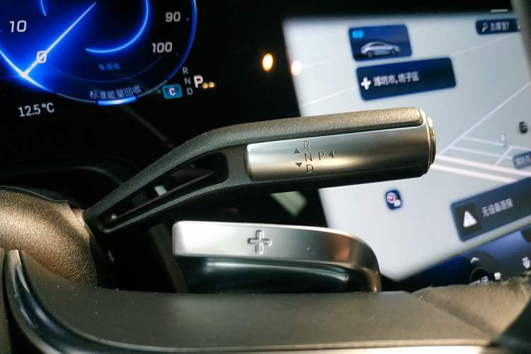 Used Mercedes-Benz EQS 2022 Updated Version 450+ Pioneer Edition Gear Lever
