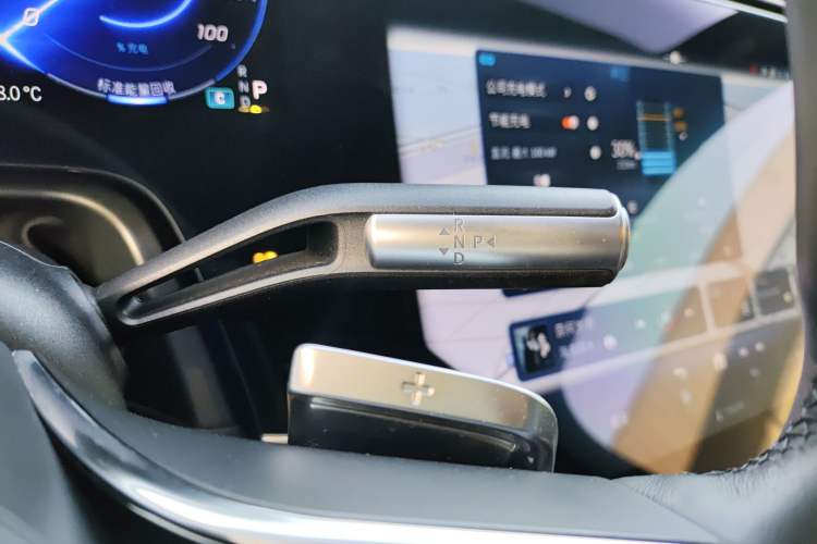 Used Mercedes-Benz EQS 2022 Updated Version 450+ Pioneer Edition Gear Lever