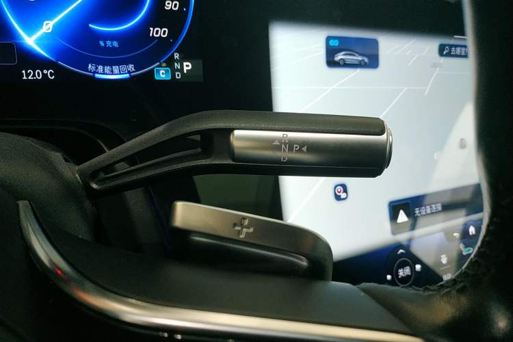 Used Mercedes-Benz EQS 2022 Updated Version 450+ Luxury Edition Gear Lever