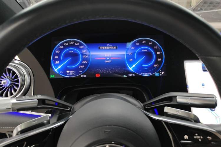 Used Mercedes-Benz EQS 2022 Updated Version 450+ Pioneer Edition Instrument Cluster