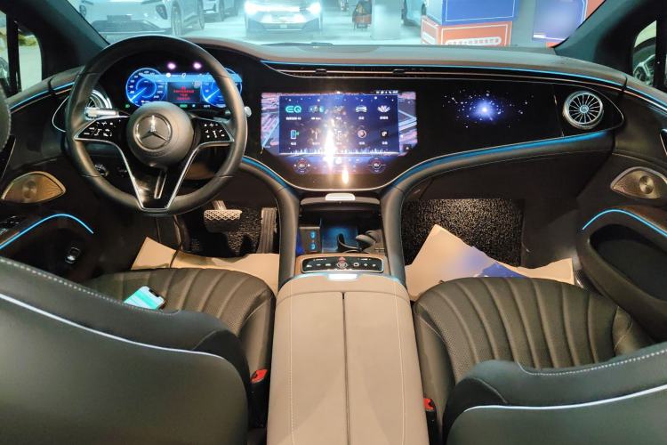 Used Mercedes-Benz EQS 2022 450+ Pioneer Edition Interior 2