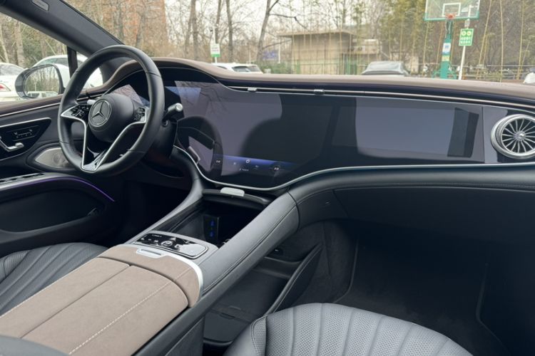 Used Mercedes-Benz EQS 2022 Updated Version 450+ Luxury Edition Interior 2