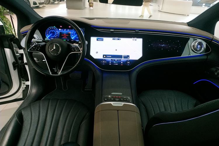 Used Mercedes-Benz EQS 2022 Updated Version 450+ Luxury Edition Interior 2