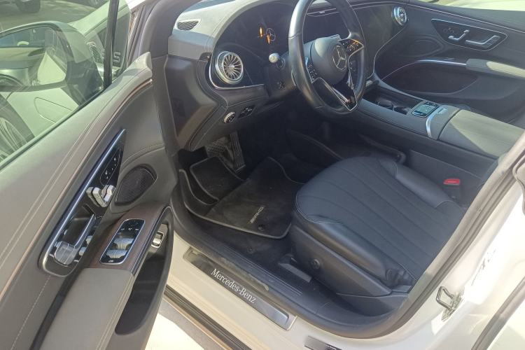 Used Mercedes-Benz EQS 2022 450+ Pioneer Edition Interior 3
