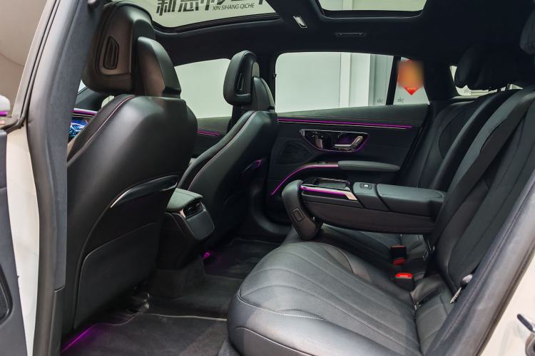 Used Mercedes-Benz EQS 2022 450+ Pioneer Edition Interior 6