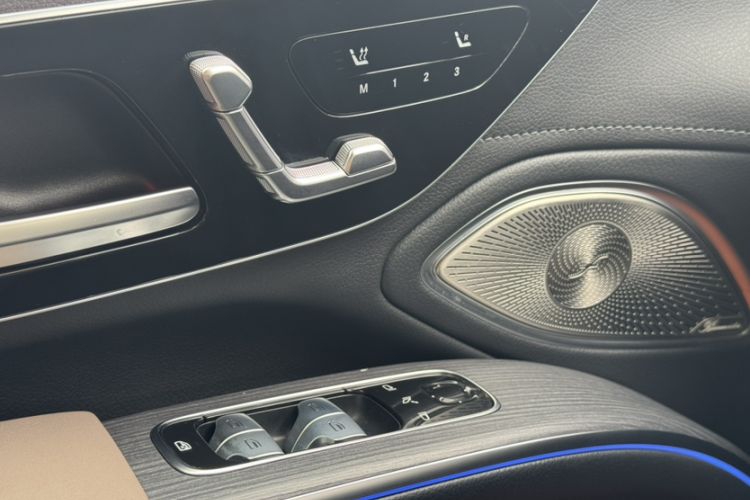 Used Mercedes-Benz EQS 2022 Updated Version 450+ Luxury Edition Interior 6