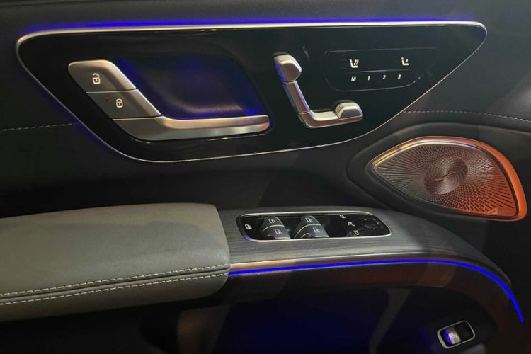 Used Mercedes-Benz EQS 2022 Updated Version 450+ Luxury Edition Interior 6