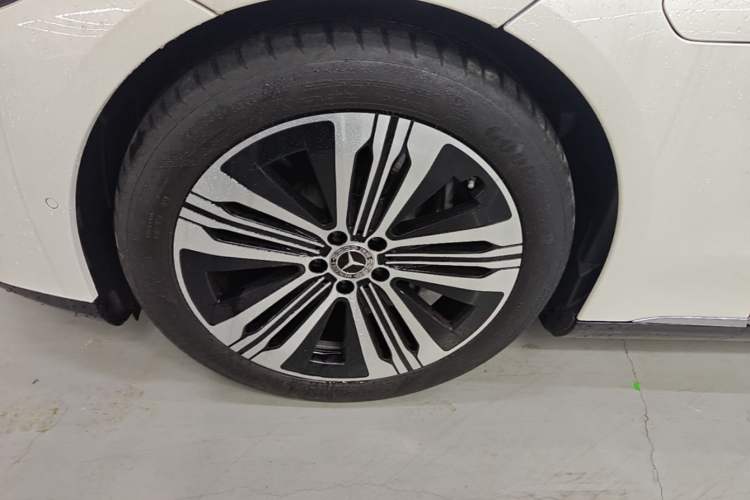 Used Mercedes-Benz EQS 2022 Updated Version 450+ Pioneer Edition Left Front Wheel Hub