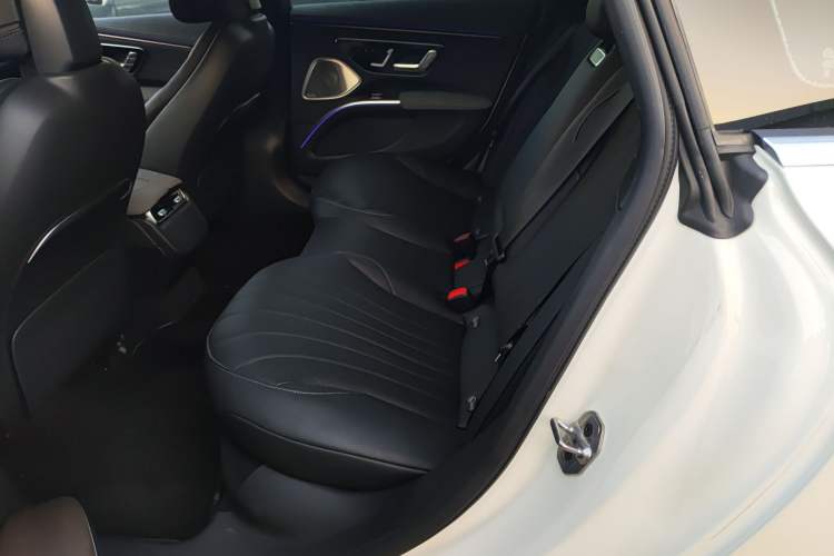 Used Mercedes-Benz EQS 2022 Updated Version 450+ Pioneer Edition Left Rear Seat