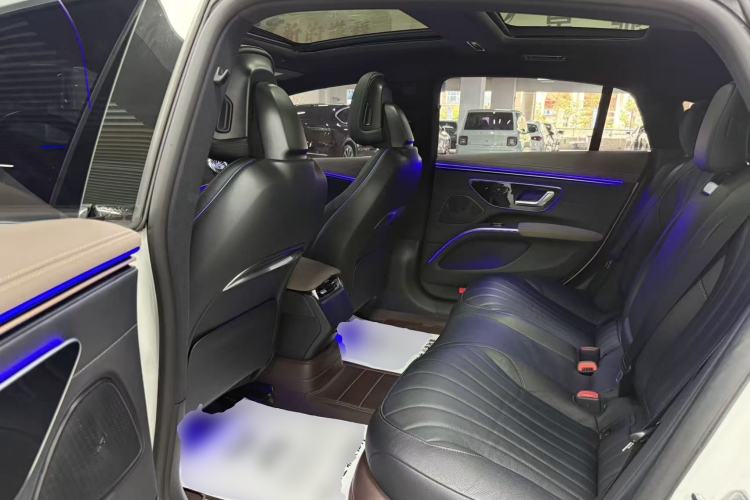 Used Mercedes-Benz EQS 2022 Updated Version 450+ Luxury Edition Left Rear Seat