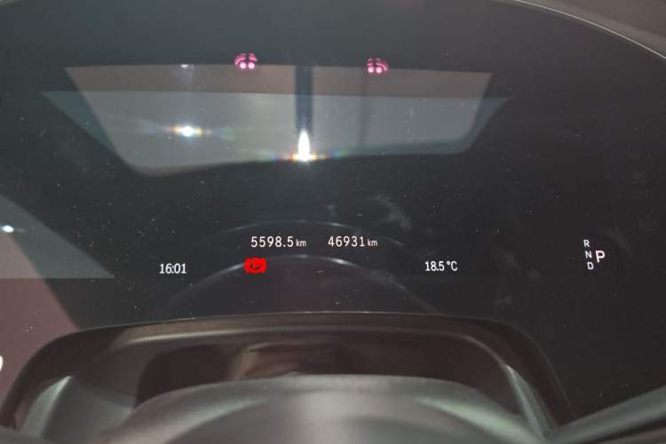 Used Mercedes-Benz EQS 2022 450+ Pioneer Edition Odometer Close Up