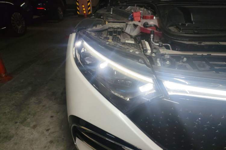 Used Mercedes-Benz EQS 2022 450+ Luxury Edition Right Front Headlight