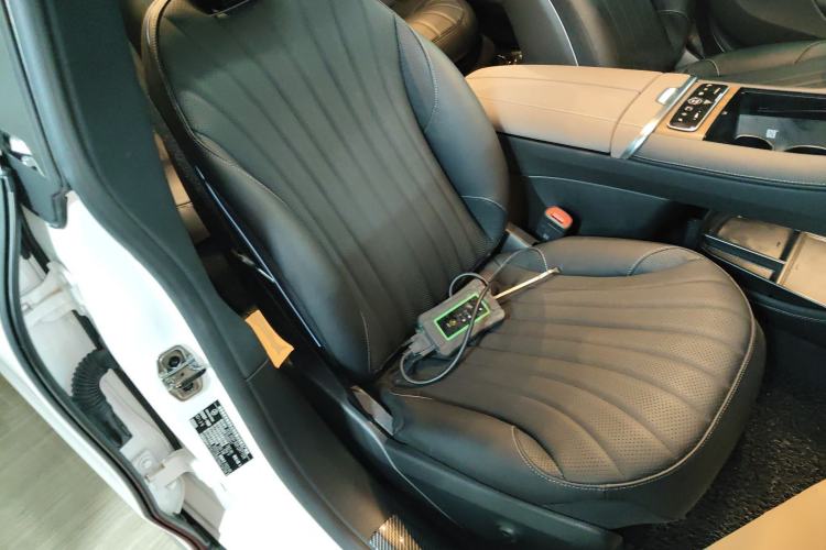 Used Mercedes-Benz EQS 2022 450+ Pioneer Edition Right Front Seat