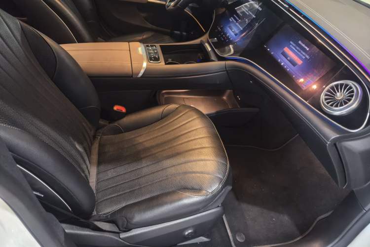 Used Mercedes-Benz EQS 2022 Updated Version 450+ Luxury Edition Right Front Seat