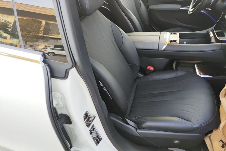 Used Mercedes-Benz EQS 2022 Updated Version 450+ Pioneer Edition Right Front Seat