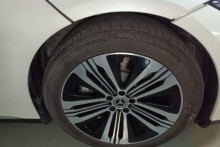 Used Mercedes-Benz EQS 2022 450+ Pioneer Edition Right Front Wheel Hub