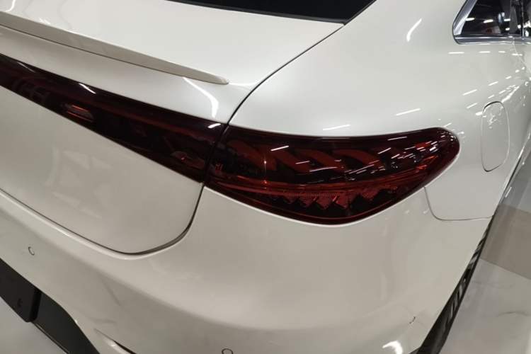 Used Mercedes-Benz EQS 2022 450+ Pioneer Edition Right Rear Taillight
