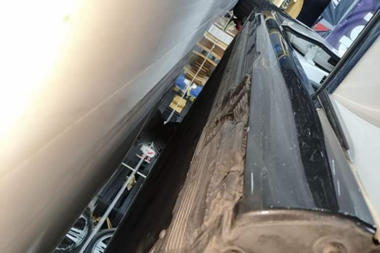 Used Mercedes-Benz EQS 2022 450+ Pioneer Edition Right Side Sill