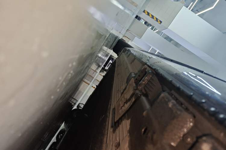 Used Mercedes-Benz EQS 2022 Updated Version 450+ Pioneer Edition Right Side Sill