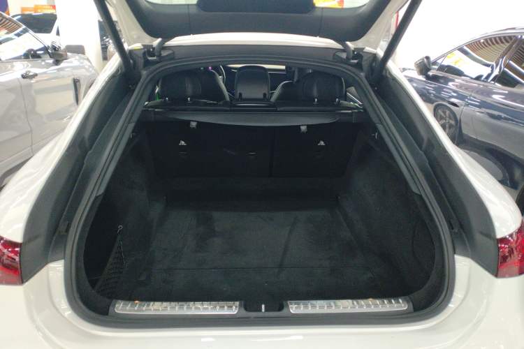 Used Mercedes-Benz EQS 2022 Updated Version 450+ Luxury Edition Trunk