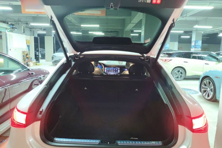 Used Mercedes-Benz EQS 2022 450+ Pioneer Edition Trunk