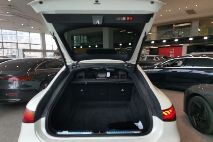Used Mercedes-Benz EQS 2022 Updated Version 450+ Pioneer Edition Trunk