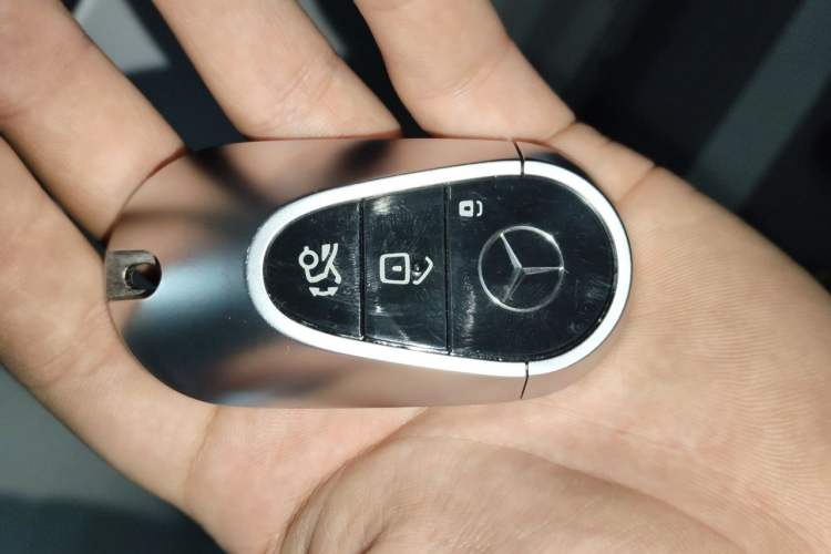 Used Mercedes-Benz EQS 2022 450+ Luxury Edition Vehicle Key