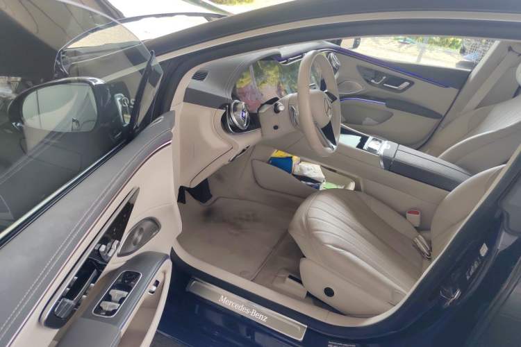 Used Mercedes-Benz EQS  Driver Seat
