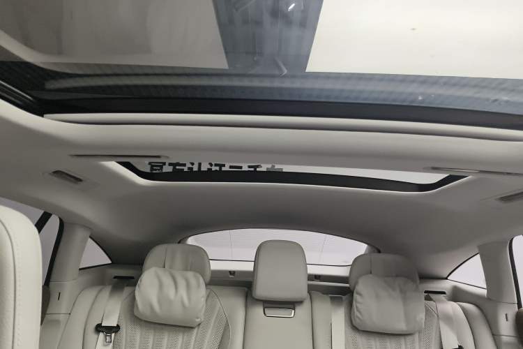 Used Mercedes-Benz EQS 2023 450+ Pioneer Edition Headliner