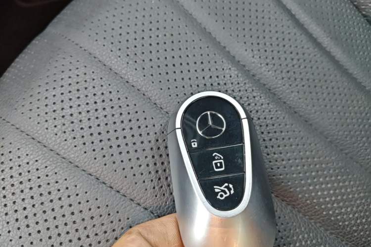 Used Mercedes-Benz EQS 2023 450+ Pioneer Edition Vehicle Key