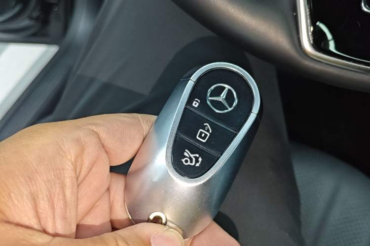 Used Mercedes-Benz EQS 2023 450+ Pioneer Edition Vehicle Key