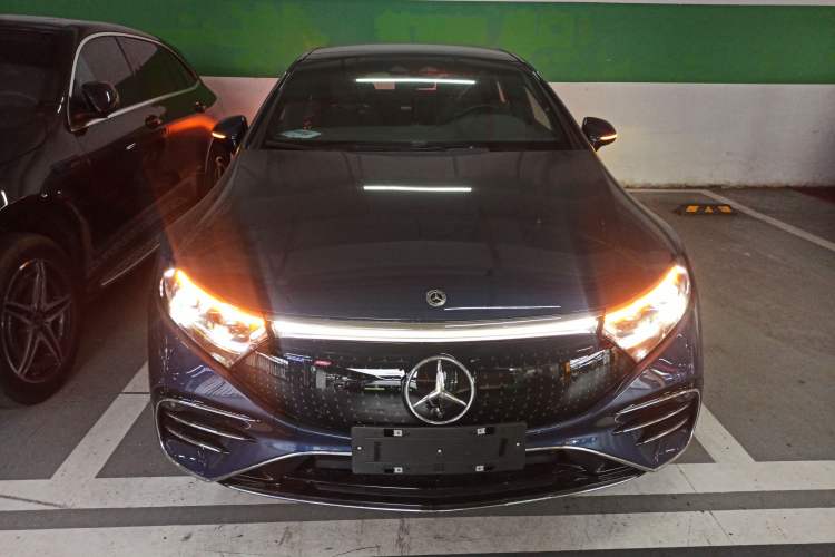 Used Mercedes-Benz EQS 2023 450+ Luxury Edition Exterior 1
