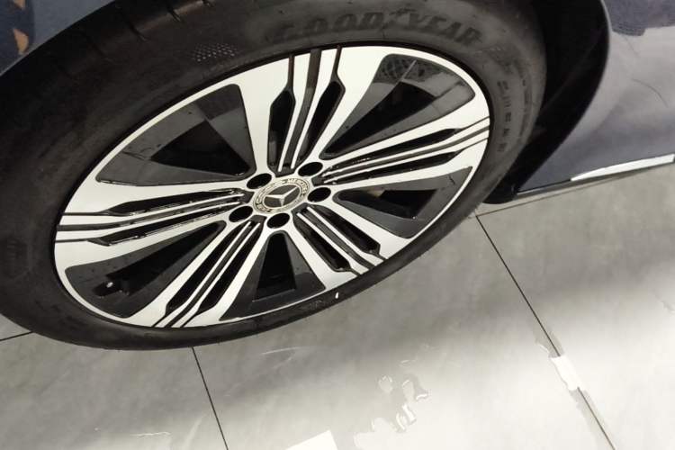 Used Mercedes-Benz EQS 2023 450+ Pioneer Edition Left Front Wheel Hub
