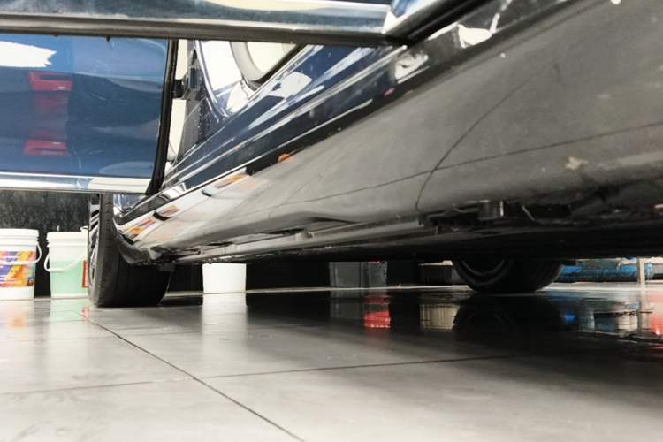 Used Mercedes-Benz EQS 2023 450+ Pioneer Edition Right Side Sill