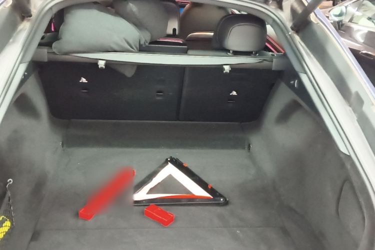 Used Mercedes-Benz EQS 2023 450+ Pioneer Edition Trunk