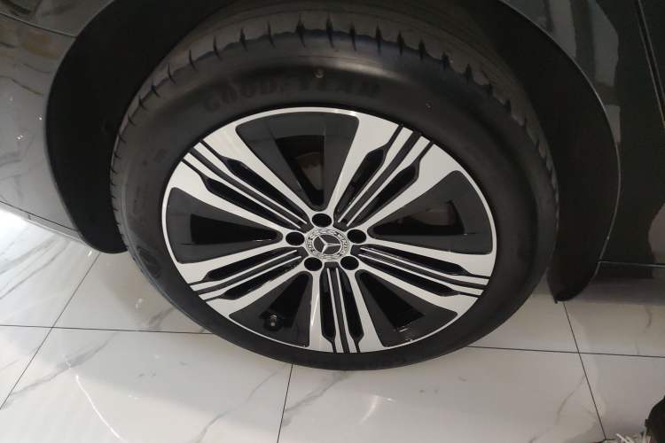 Used Mercedes-Benz EQS 2023 450+ Pioneer Edition Exterior 8