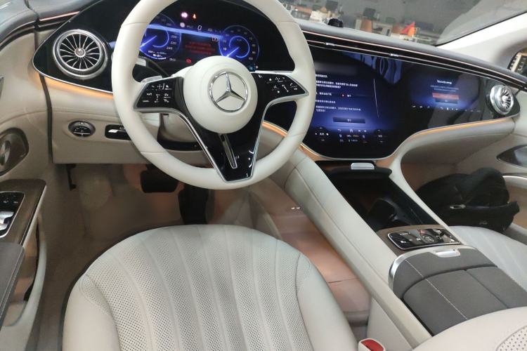 Used Mercedes-Benz EQS 2023 450+ Pioneer Edition Interior 2