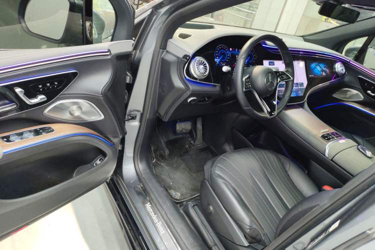 Used Mercedes-Benz EQS 2023 450+ Pioneer Edition Interior 3
