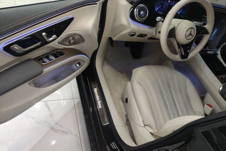 Used Mercedes-Benz EQS 2023 450+ Pioneer Edition Interior 3