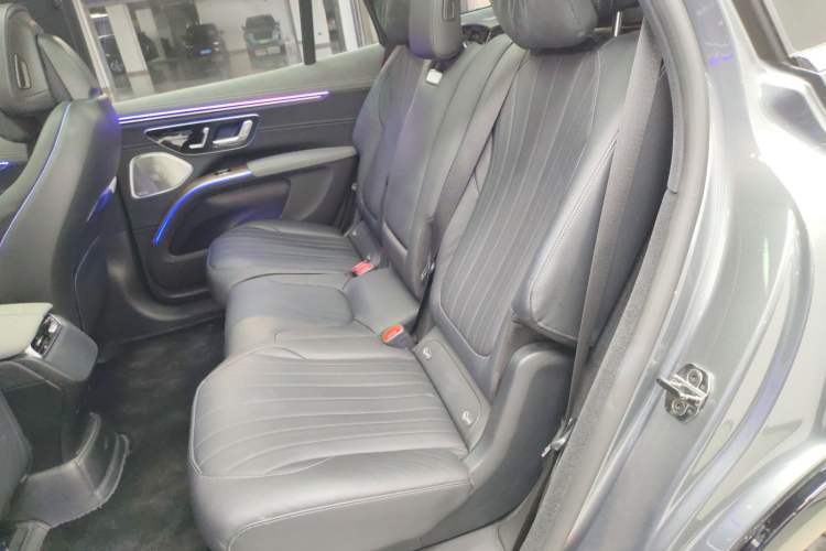Used Mercedes-Benz EQS 2023 450+ Pioneer Edition Interior 4