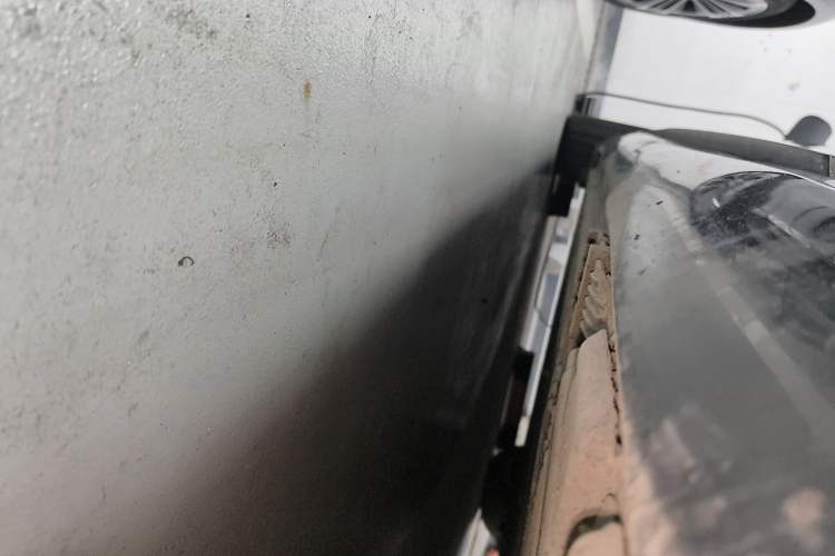 Used Mercedes-Benz EQS 2023 450+ Pioneer Edition Right Side Sill